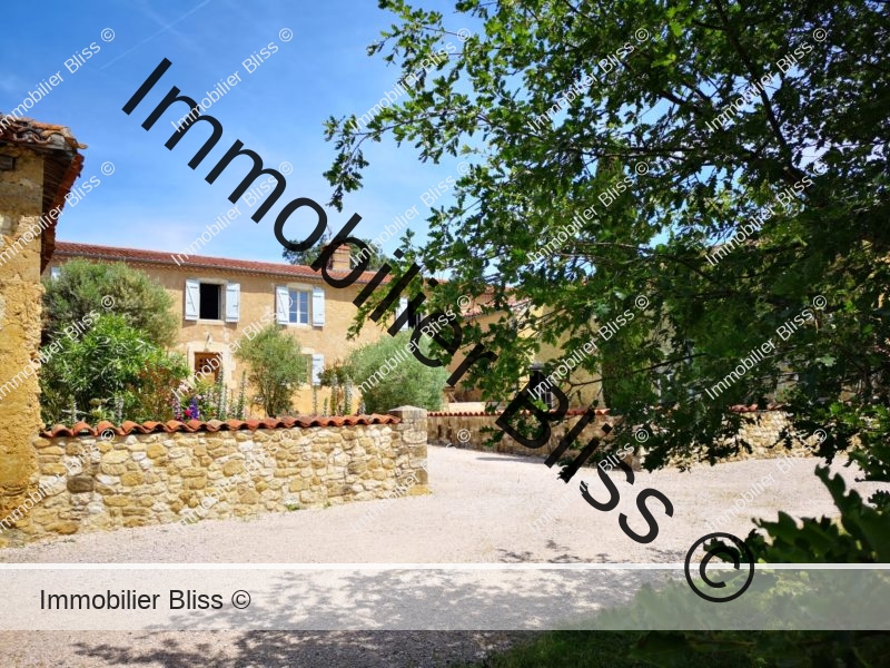 maison de campagne ancienne à vendre dans le gers