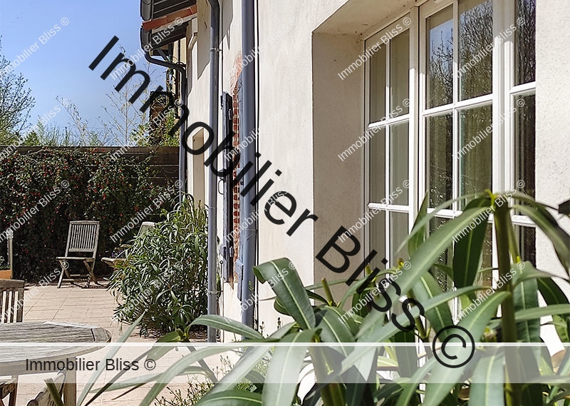 façade-sud-détail-800x569.jpg